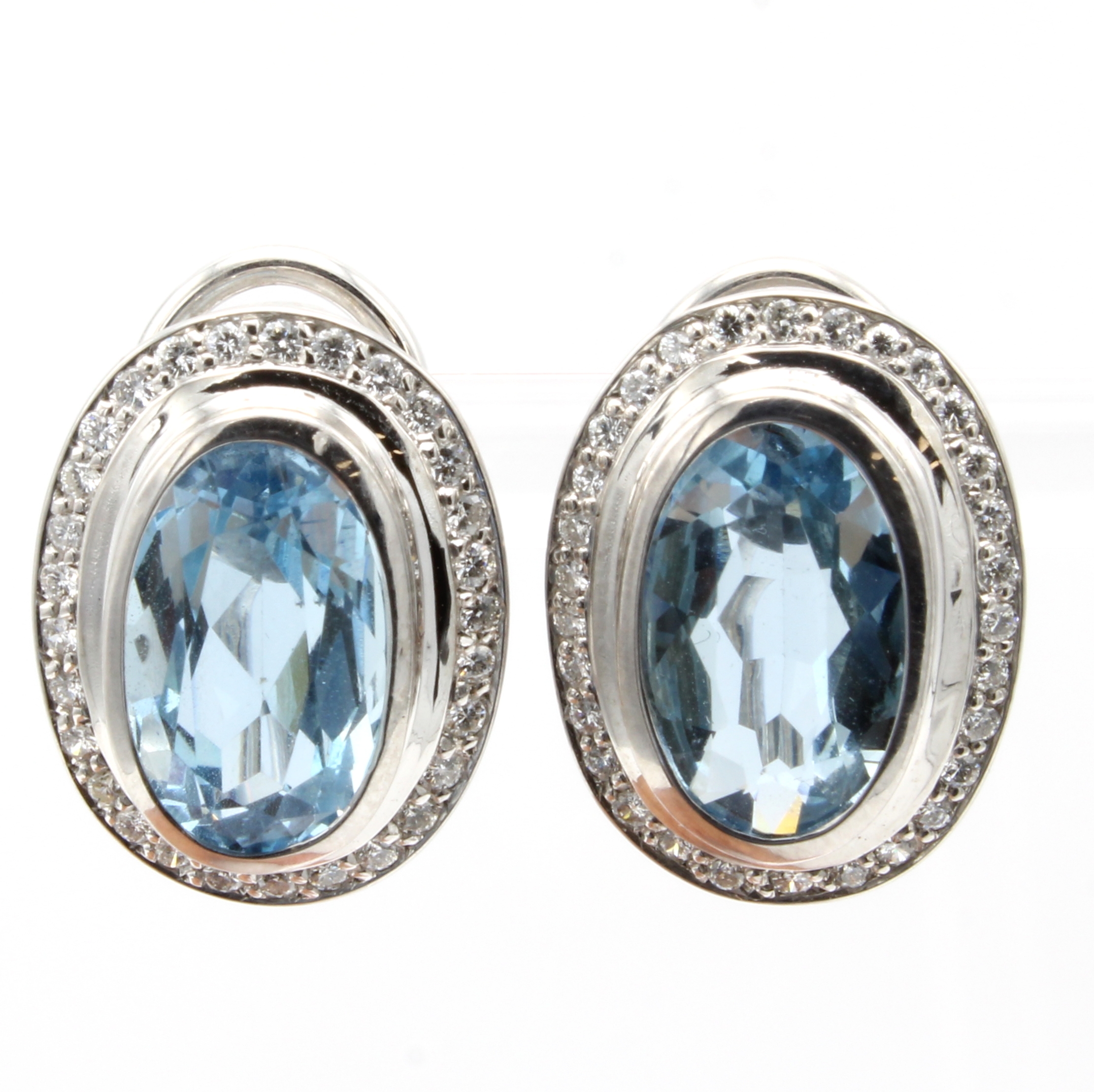 Image 26967648 - Paar Ohrstecker mit Aquamarinen und Brillanten, WG 750/000, 2 ovale Aquam. zus. ca. 5.05 ...
