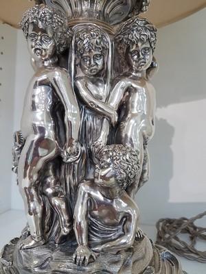26967673b - Große Figurenlampe, wohl deutsch, um, 1900/20, schwerer Bronzeguß ...