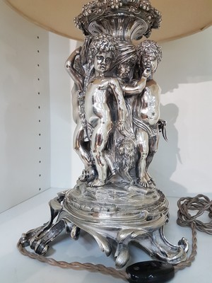 26967673e - Große Figurenlampe, wohl deutsch, um, 1900/20, schwerer Bronzeguß ...