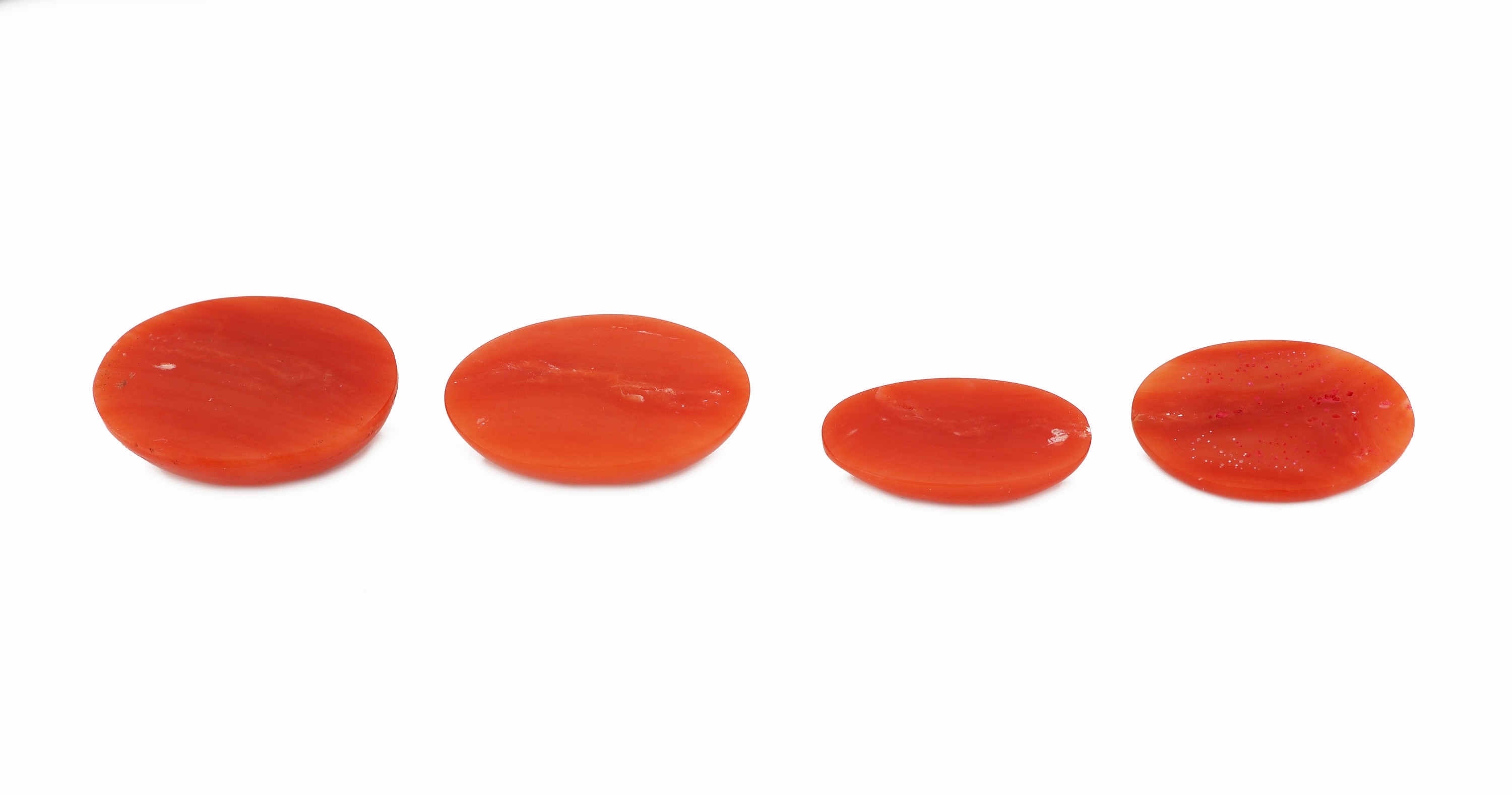 Detail a: Lot 4 lose Korallcabochons von guter Farbe, zus. ca. 21.4 ct, Sardegna, Versand nur innerhalb der EU
