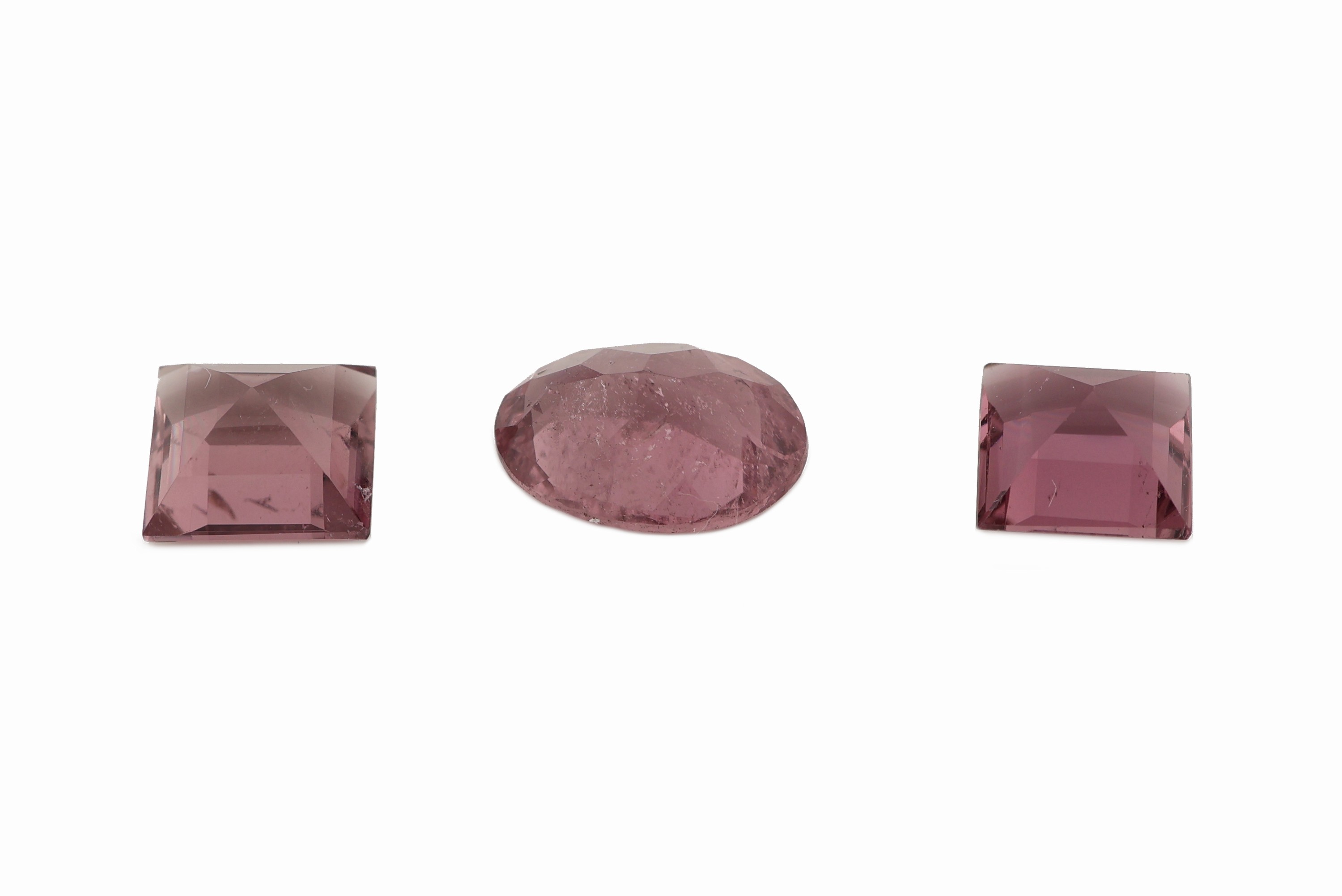 Detail a: Lot 3 lose Turmaline zus. 2.99 ct, 2 x Carree,1 x ovalfacett.