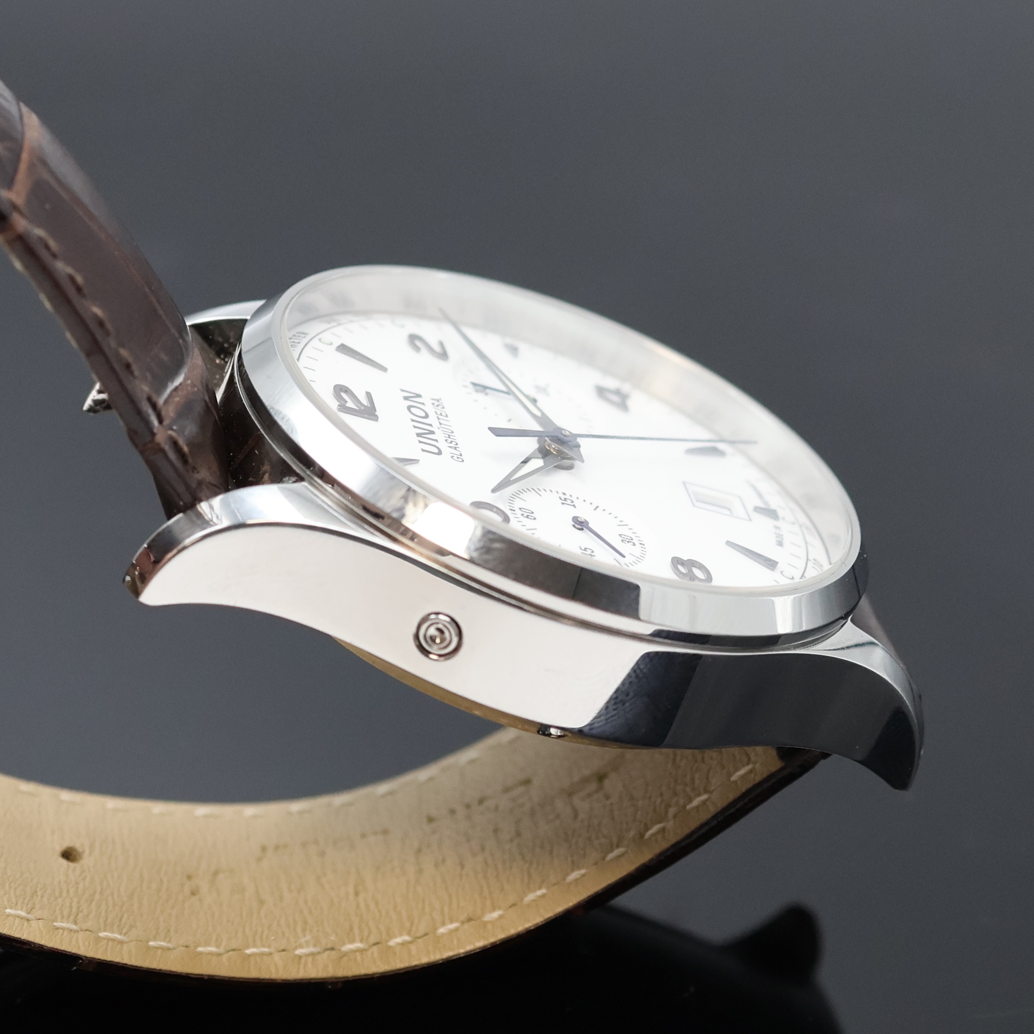 Detail d: UNION GLASHÜTTE Noramis Herrenchronograph in Stahl, Deutschland um 2020, Automatik, beids. vergl. Geh., Boden 6-fach verschr., orig. Lederband m. ...
