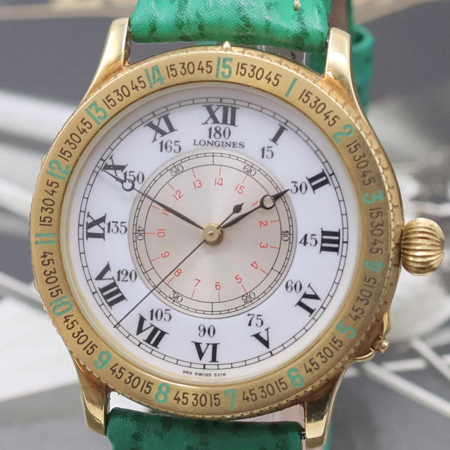 Detail a: LONGINES Lindbergh Stundenwinkelarmbanduhr in GG 750/000, Schweiz um 1995, Automatik, Scharniergeh. Referenz 989.5216 über Drücker b. 4 zu öffnen, ...