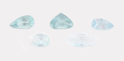 Image Lot 5 lose Aquamarine zus. ca. 12.65 ct, versch. Schliffformen Schätzpreis: 1400, - ...