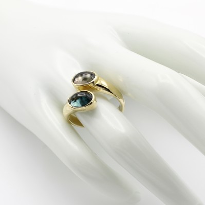 26967741a - Ring mit Turmalinen, GG 585/000, grüner u. brauner Turmalincabochon zus. ca. 3.65 ct, ...