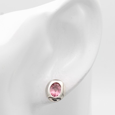 26967758a - Paar Ohrstecker mit Turmalinen, WG 585/000, 2 ovale, rosa Turmaline in breiter, glatter ...