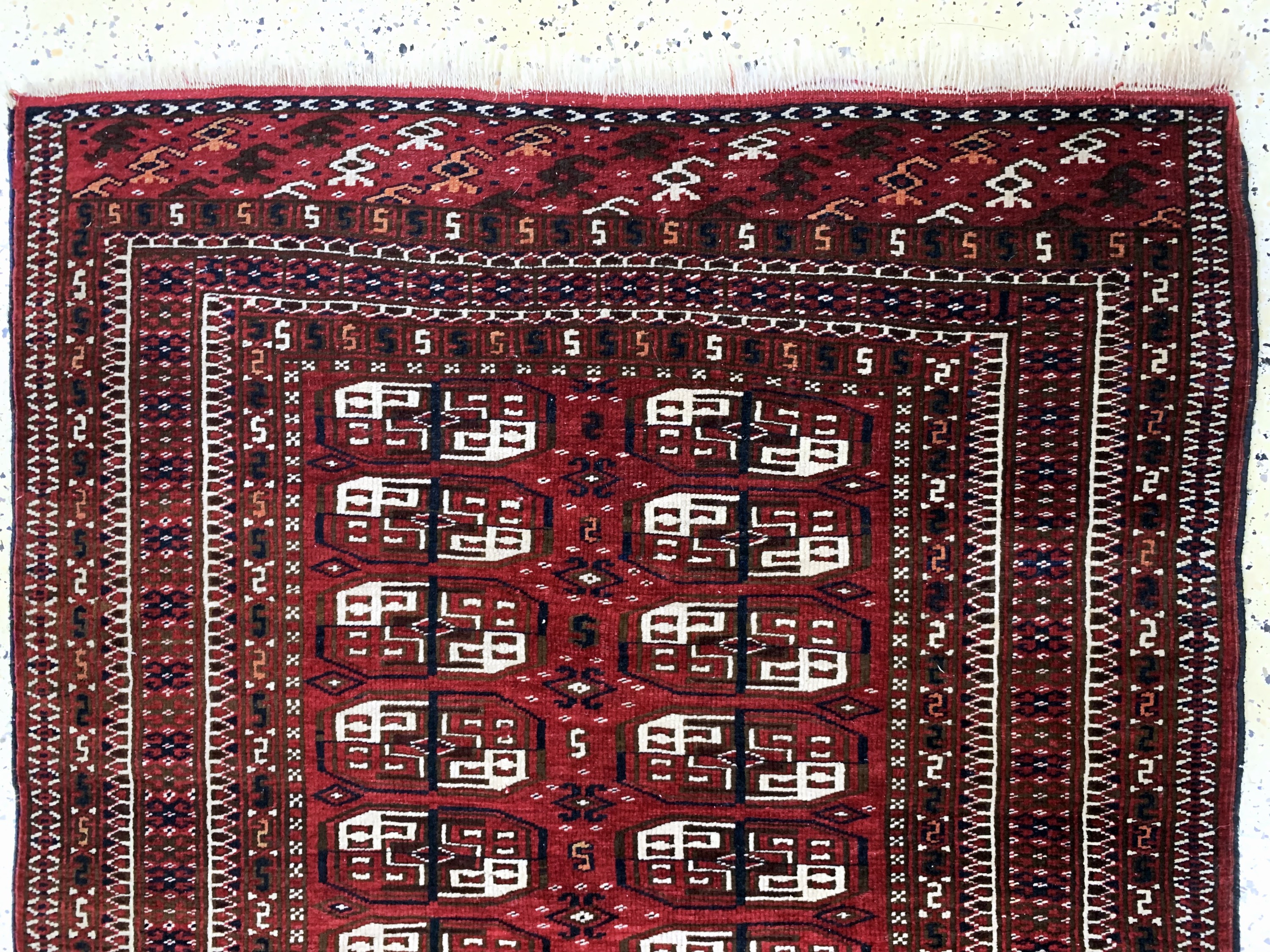 Detail a: Yomud alt, Turkmenistan, Anfang 20.Jhd, Wolle auf Wolle, ca. 150 x 110 cm, EHZ: 2