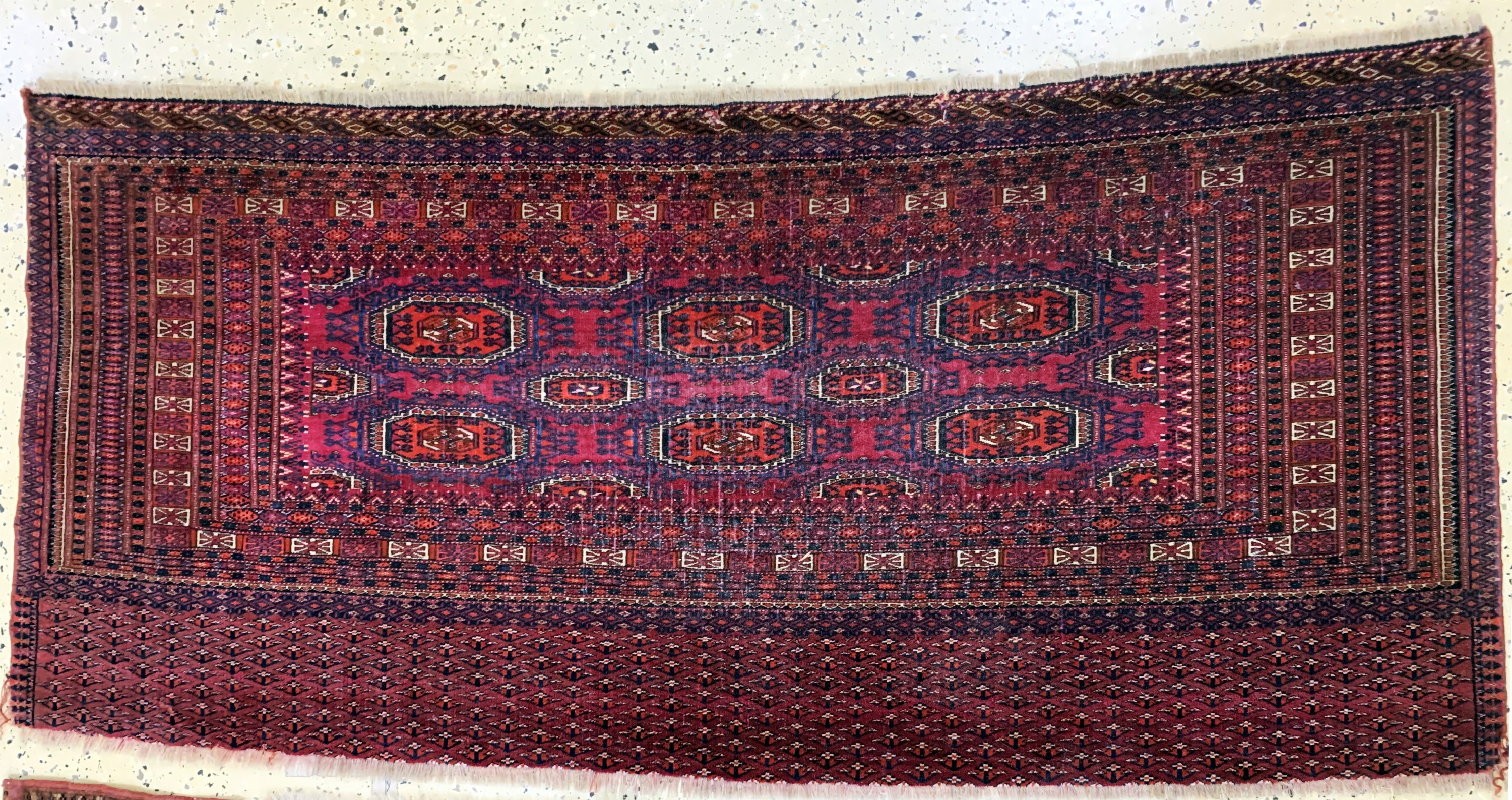Detail a: 4 Lots Tschowal & Torba, Turkmenistan, um 1900, Wolle auf Wolle, ca. 160 x 72 cm, ca. 112 x 35 cm, ca. 115 x 40 cm, ca. 100 x 70 cm, EHZ: 2-3