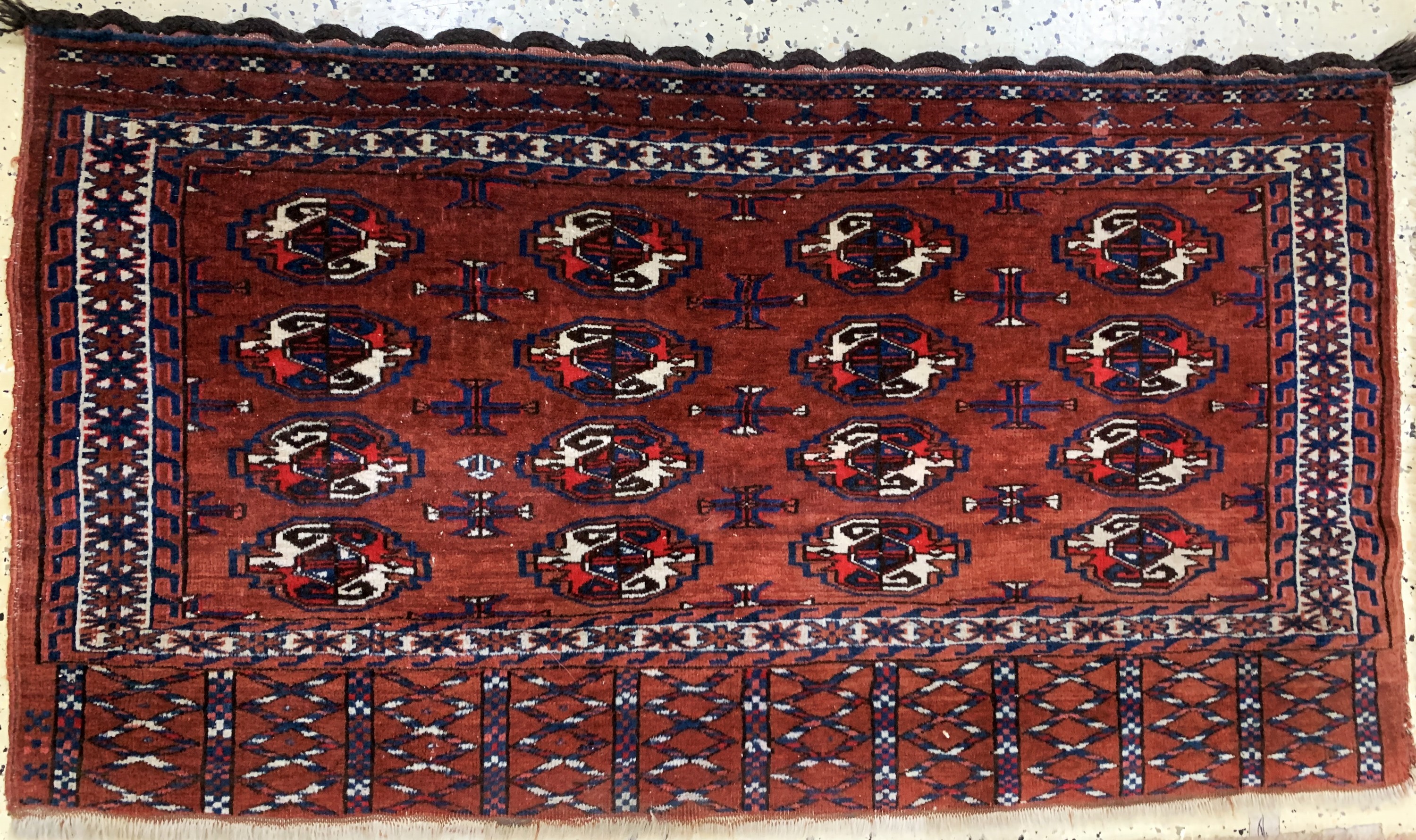 Detail c: 4 Lots Tschowal & Torba, Turkmenistan, um 1900, Wolle auf Wolle, ca. 160 x 72 cm, ca. 112 x 35 cm, ca. 115 x 40 cm, ca. 100 x 70 cm, EHZ: 2-3