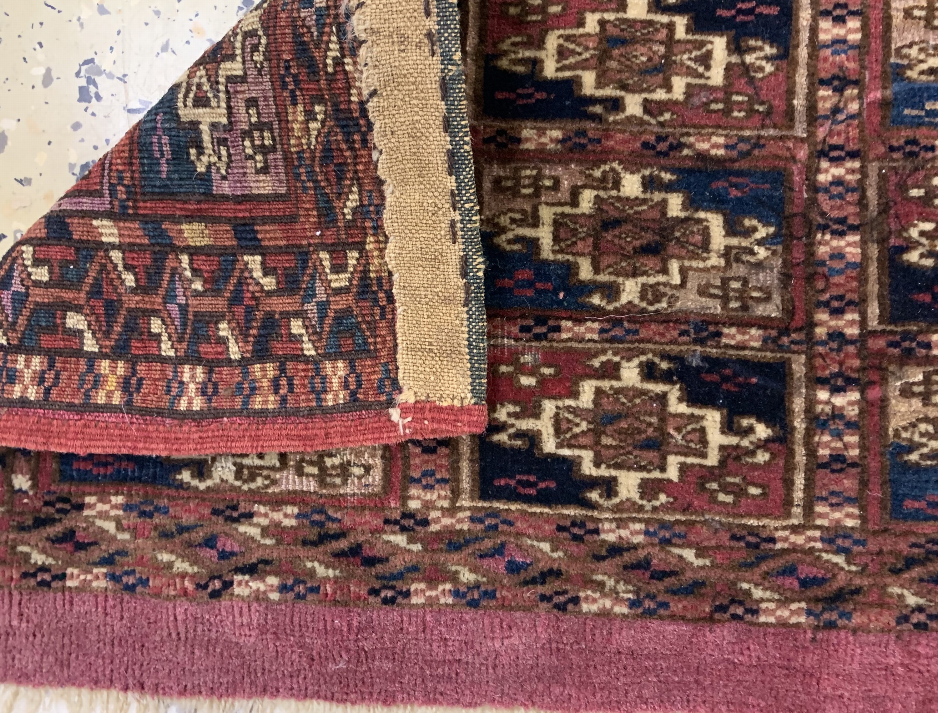 Detail g: 4 Lots Tschowal & Torba, Turkmenistan, um 1900, Wolle auf Wolle, ca. 160 x 72 cm, ca. 112 x 35 cm, ca. 115 x 40 cm, ca. 100 x 70 cm, EHZ: 2-3