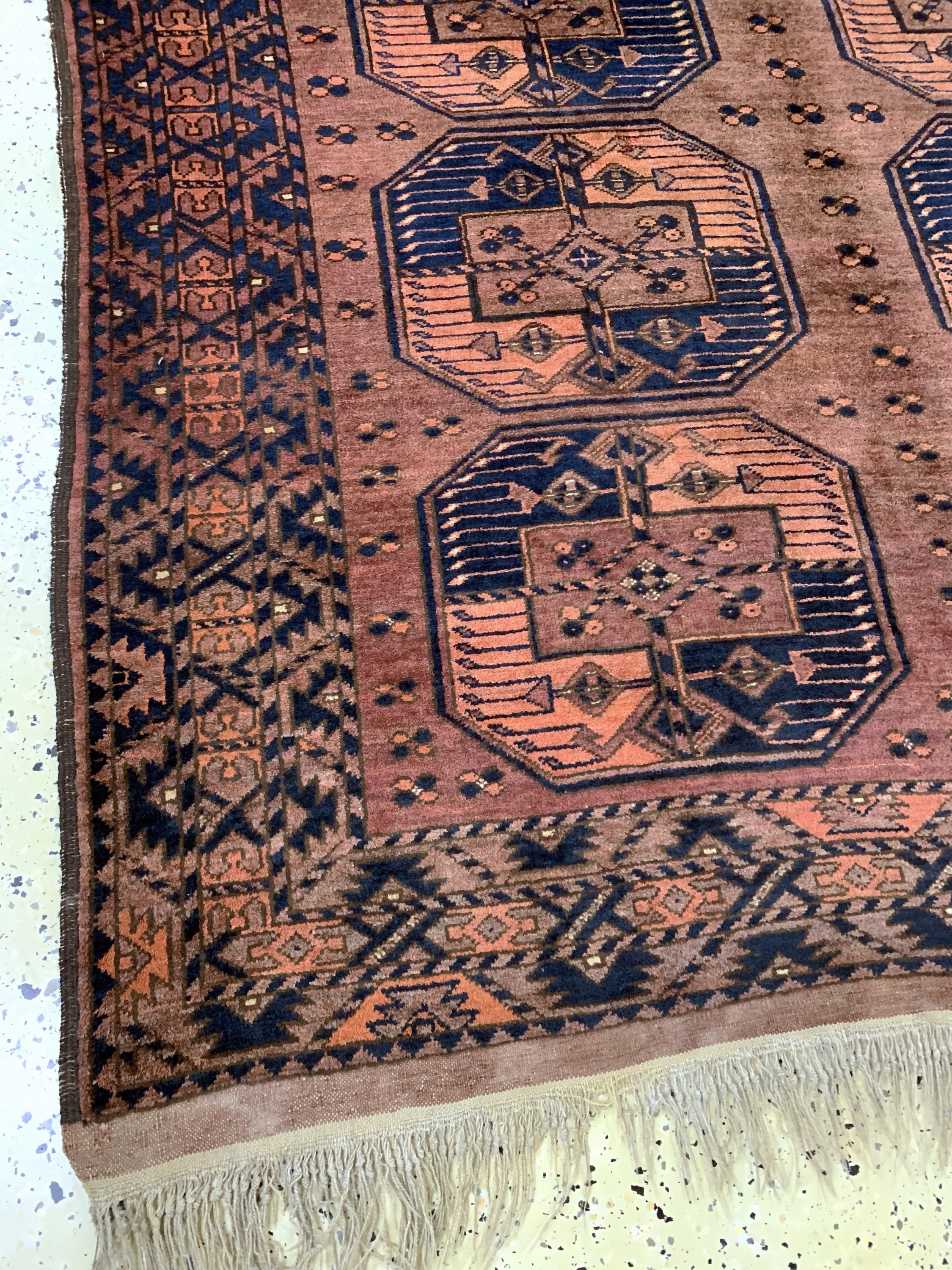 Detail b: Ersari alt, Afghanistan, Anfang 20.Jhd, Wolle auf Wolle, ca. 230 x 160 cm, EHZ: 2