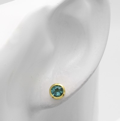 26967806a - Paar Ohrstecker mit Turmalinen, GG 585/000, 2 grüne Turmaline in Zargenfassungen zus. ...