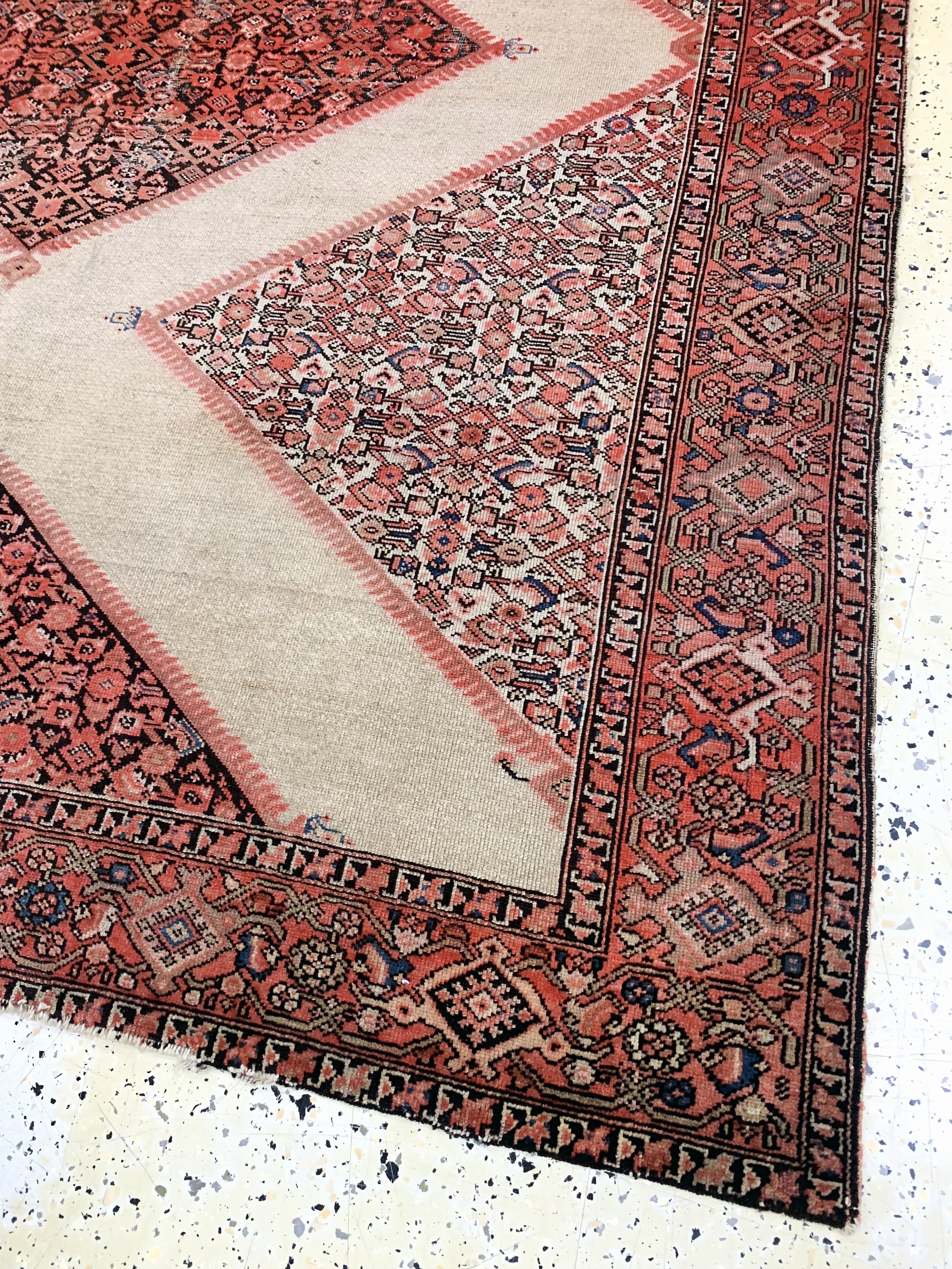 Detail d: Malayer antik, Persien, 19.Jhd, Wolle auf Baumwolle, ca. 295 x 170 cm, EHZ: 4