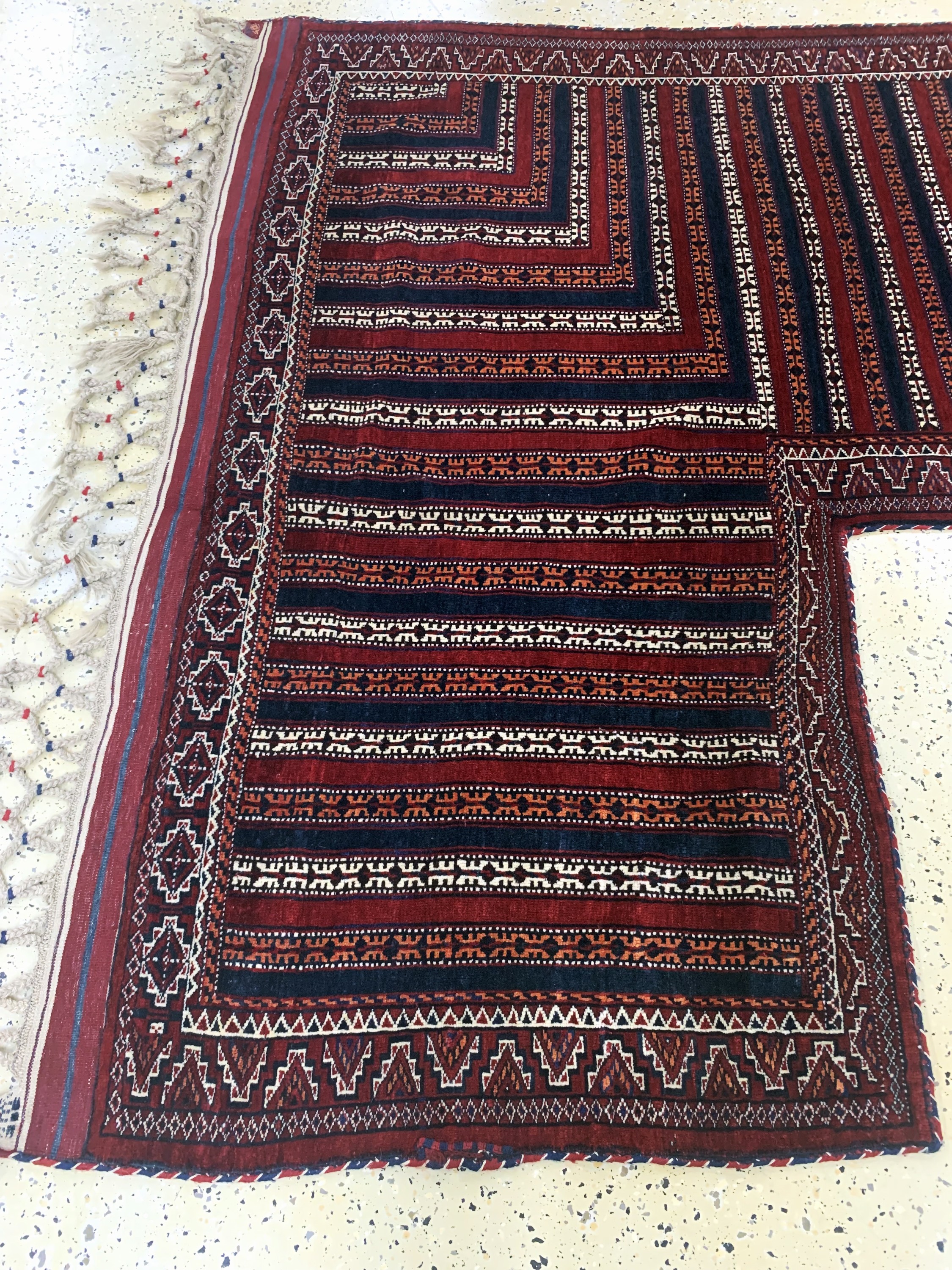 Detail b: Yomud"Zelteingangsbehang", Turkmenistan, Anfang 20.Jhd, Wolle auf Wolle, ca. 260 x 182 cm, EHZ: 1-2