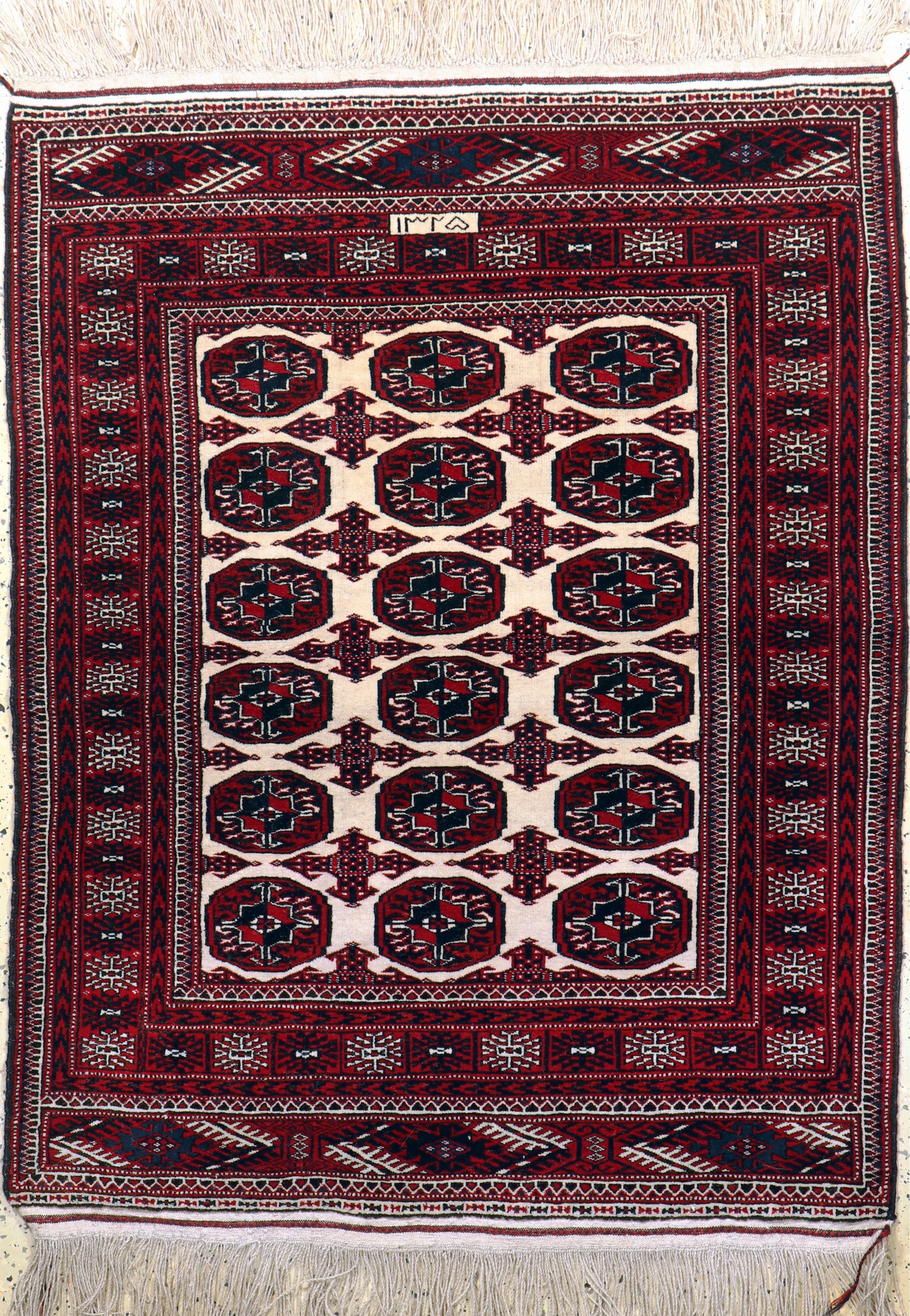 Torkmen fein, Persien, datiert 1325(1946), Wolle auf Wolle, ca. 140 x 107 cm, EHZ: 2