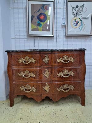 26967966b - Kommode, Louis XIV, Frankreich, um 1900, Mahagonifurnier, dreischübiger Korpus, mit ...