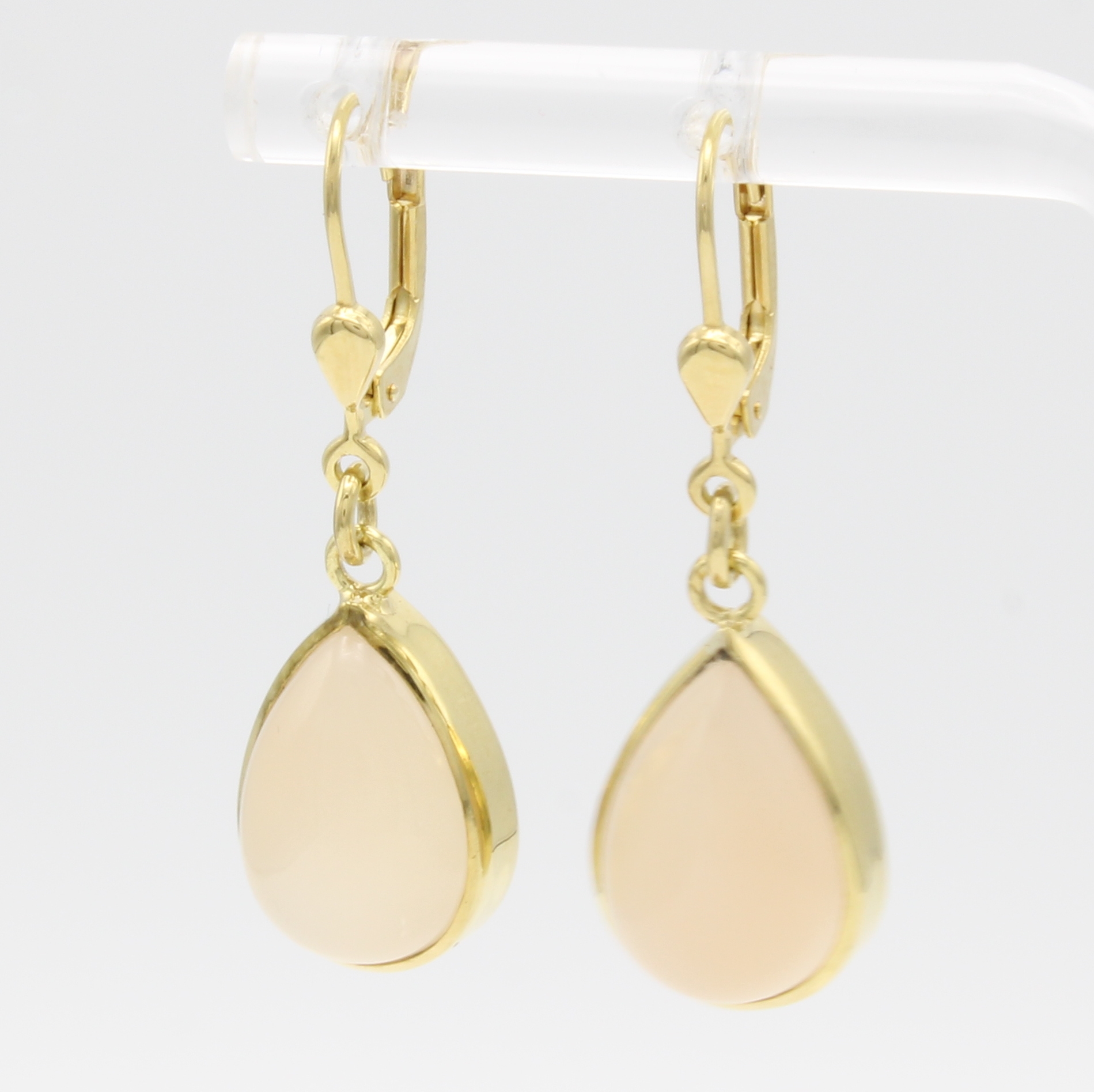 Image 26968438 - Paar Ohrgehänge mit Mondsteinen, GG 585/000, 2 tropfenf. Mondsteine zus. ca. 11 ct ...