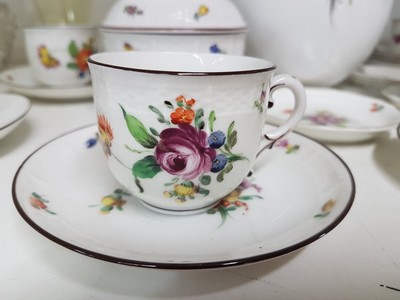 26968490b - Mokka- bzw. Espressoservice, Nymphenburg, um 1920, Porzellan, mit bunter Malerei von ...