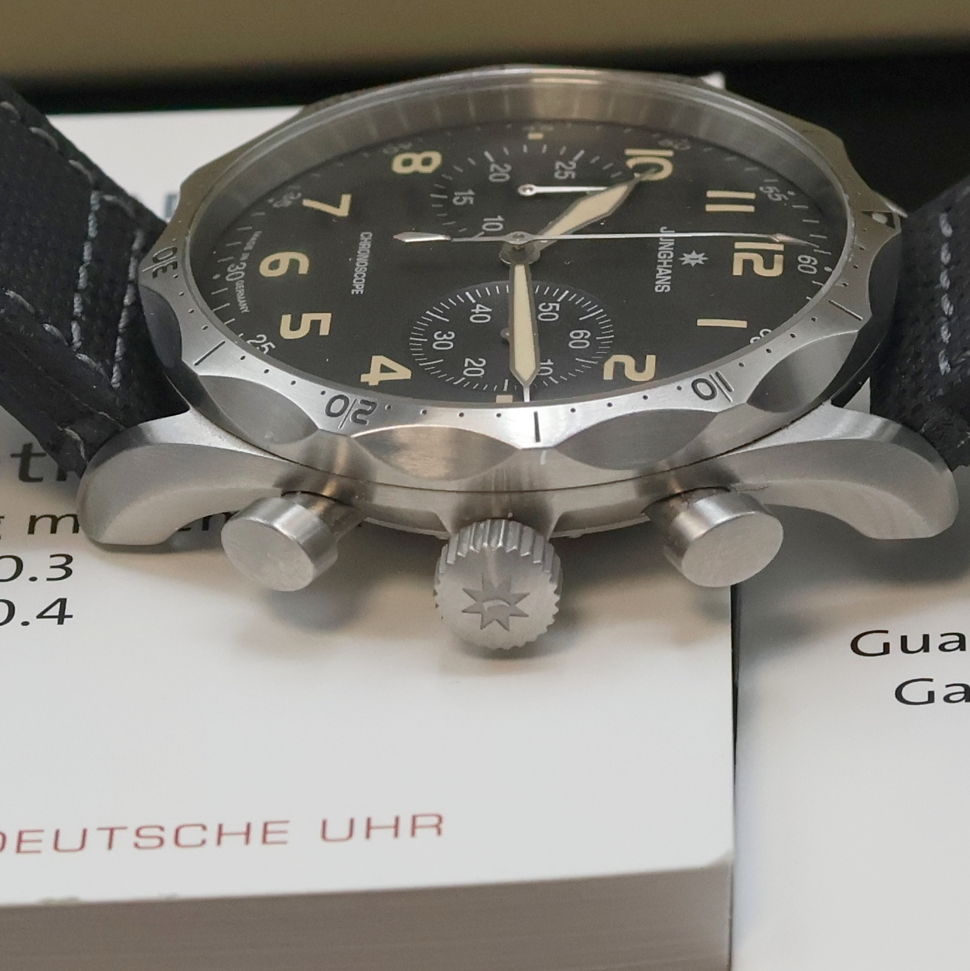 Detail c: JUNGHANS Chronoscope Herrenchronograph Referenz 027/3591.00, Deutschland verk. lt. beil. Pap. 06/2023, Automatik, Edelstahlgeh. inkl. Kautschukband ...