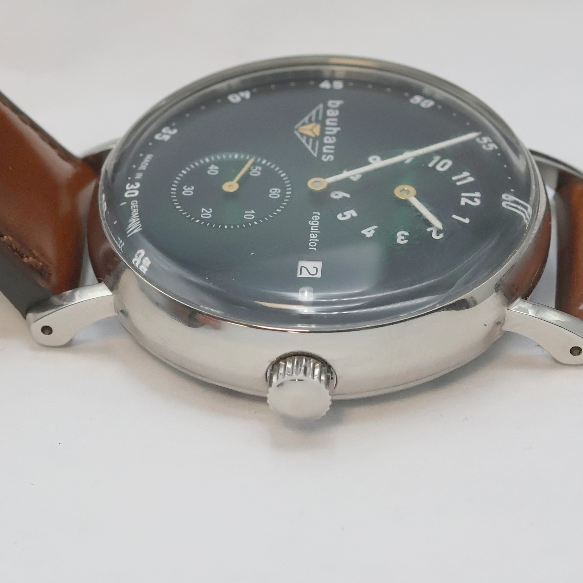 Detail b: BAUHAUS Classic Regulateur Herrenarmbanduhr Referenz 2126-4, Deutschland verk. lt. beil. Pap. 07/2024, beids. vergl. Edelstahlgeh., Boden verschr., ...