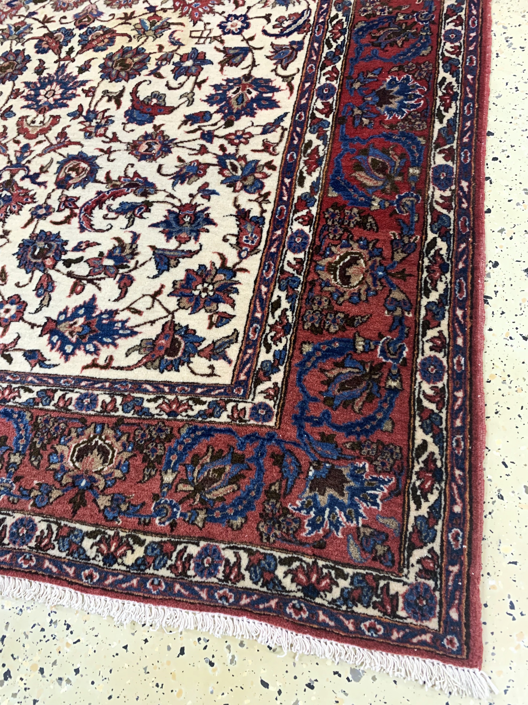 Detail a: Esfahan alt, Persien, Anfang 20.Jhd, Korkwolle auf Baumwolle, ca. 205 x 148 cm, gereinigt, EHZ: 2, (kleiner restaurierung)