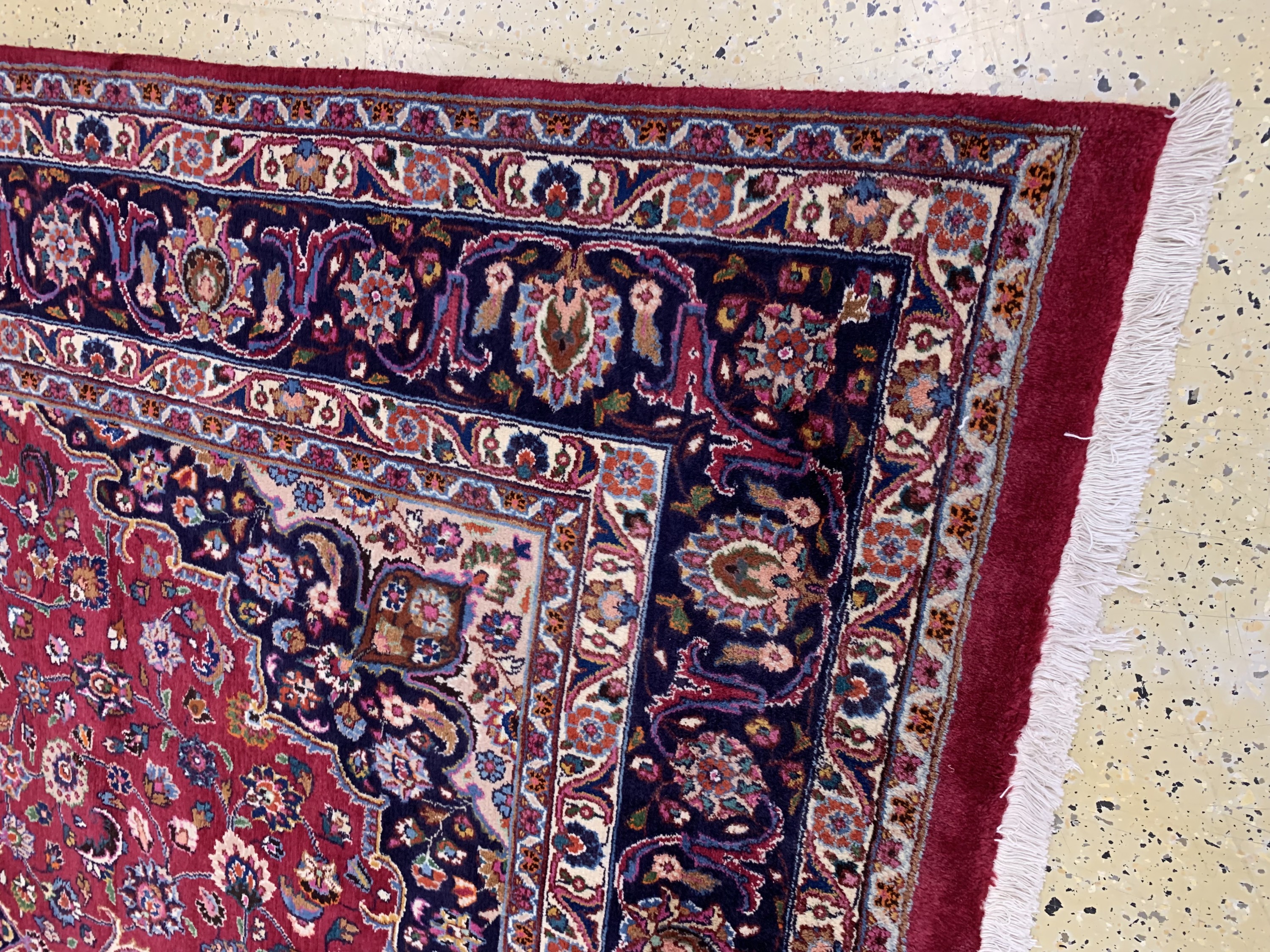 Detail e: Mesched alt Persien, signiert"Panahi", Mitte 20.Jhd, Wolle auf Baumwolle, ca. 340 x 248 cm, gereinigt, EHZ: 2