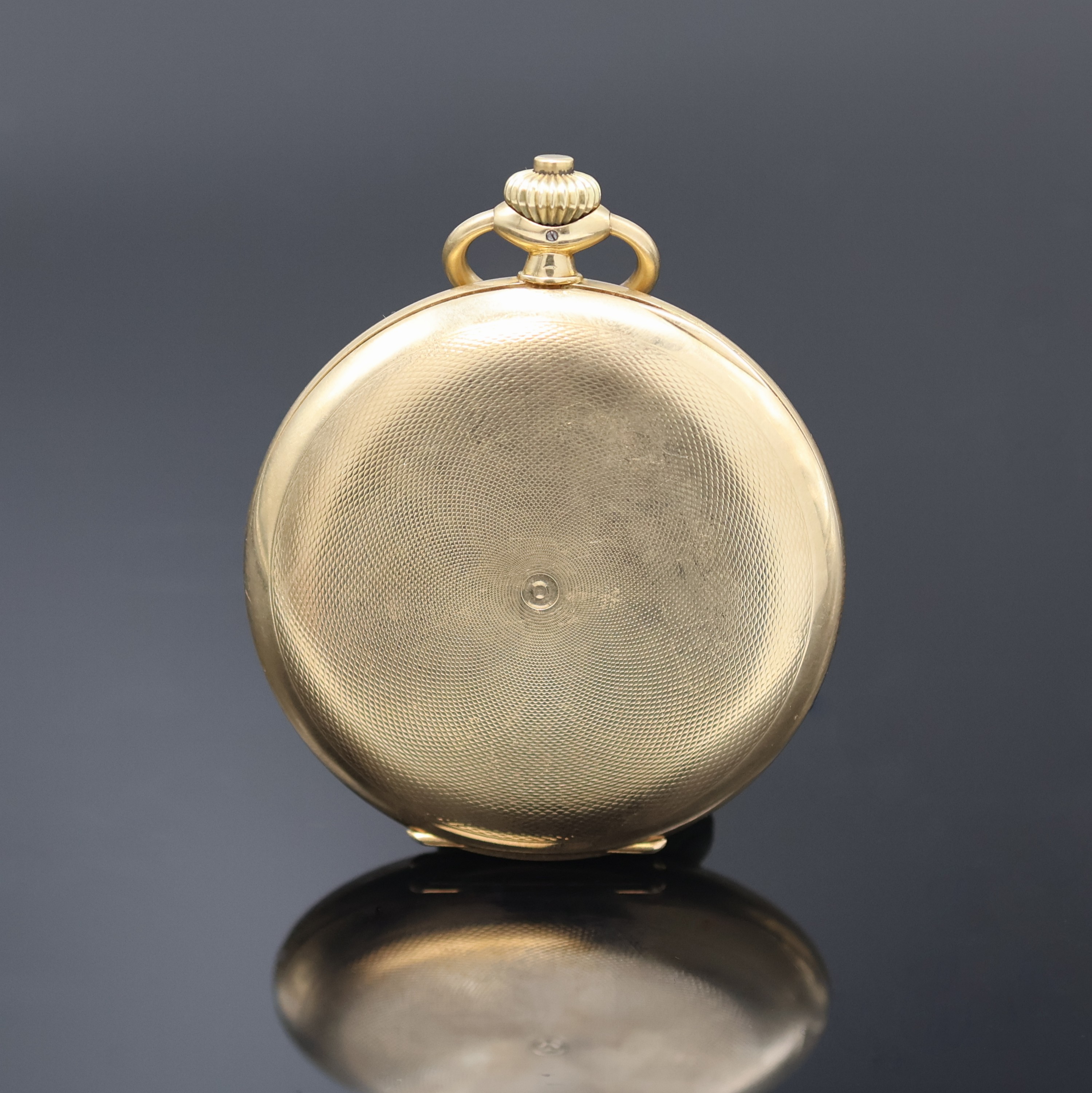 Detail b: IWC Savonette Herrentaschenuhr in GG 585/000, Schweiz um 1925, guill. 3-Deckel Goldgeh., Sprungdeckel im Zentrum m. Schmuckgrav. HS, gold. Zifferbl. ...