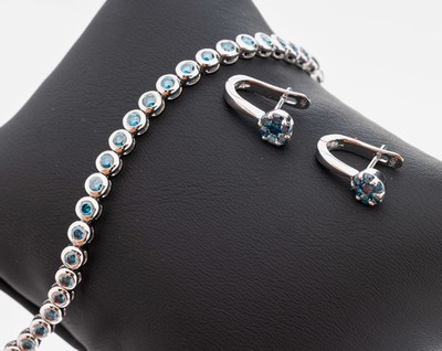 26968854a - 14/18 kt Gold Diamant Schmuckset, best. aus: Armband WG 750/000 besetzt mit 44 ...
