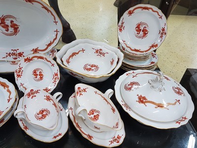 26968909d - Speiseservice, Meissen, 20. Jh., 1. Wahl, Dekor roter Hofdrache goldschattiert, 11 ...