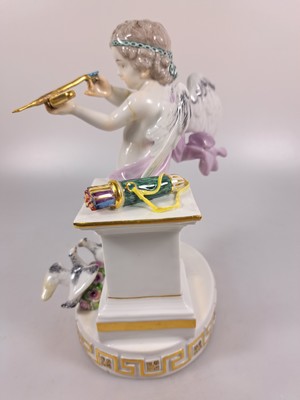 26968920g - Porzellanfigur, Meissen, um 1890, Amor mit Pfeil und Bogen, Entwurf M.V. Acier, ...