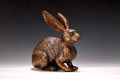 Image 26968952 - Bronzeskulptur eines Hasen, lebendig naturalistische Darstellung, ca. 22x21x11cm