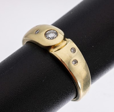 Image 26968990 - 14 kt Gold Brillant-Ring, GG 585/000, 4 Brillanten zus. ca. 0.13 ct Weiß/si, ca. ...