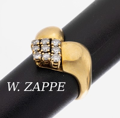 Image 26968995 - 18 kt Gold Brillant-Ring, GG 750/000, Meistermarke W. ZAPPE, 9 Brillanten zus. ca. 0.30 ...