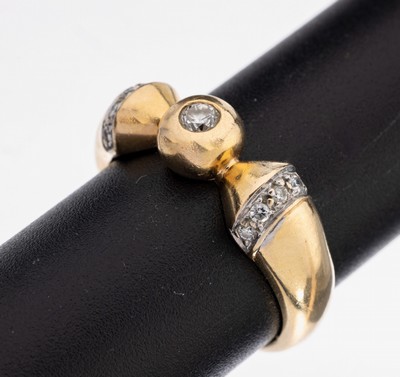 Image 26968996 - 14 kt Gold Brillant-Ring, GG/WG 585/000, 11Brillanten zus. ca. 0.20 ct Weiß/si, ...