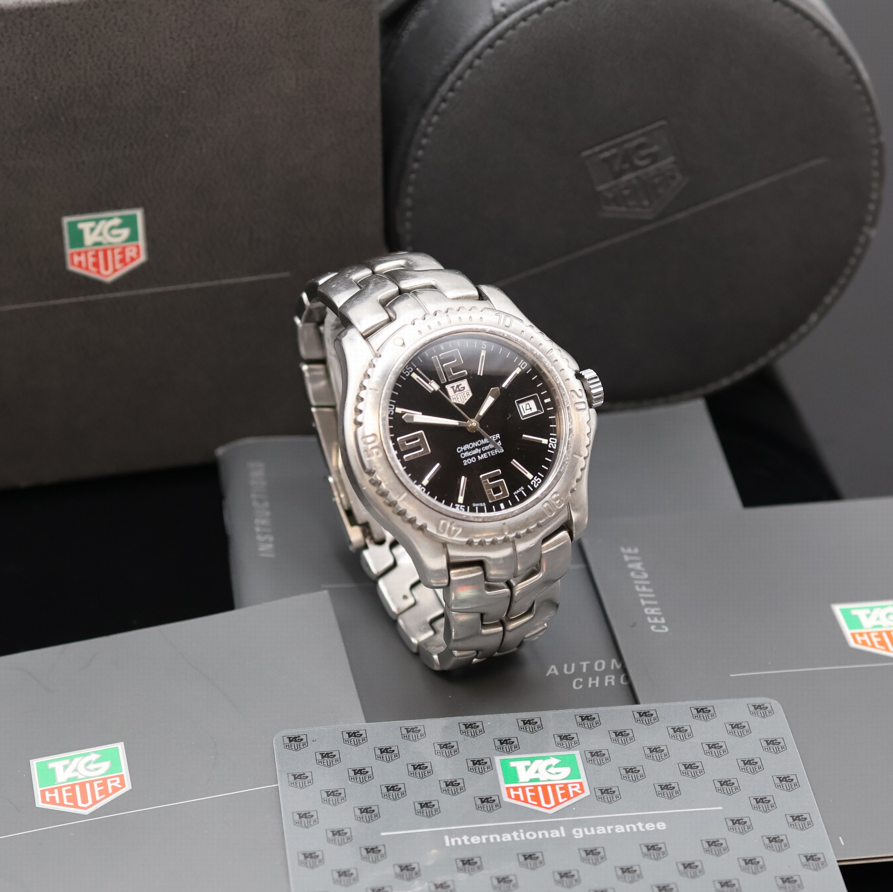 Detail b: TAG HEUER Chronometer Armbanduhr in Stahl Referenz WT5110, Schweiz lt. orig. Papier verk. 2001, Automatik, verschr. Geh., eins. drehb. Lunette m. ...