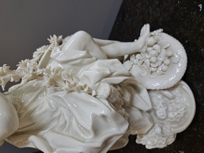 26969289k - 3 große Porzellanfiguren, Nymphenburg, um 1900, weiß, Darstellung der Jahreszeiten ...