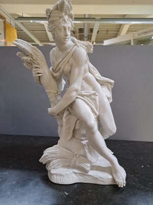 26969289m - 3 große Porzellanfiguren, Nymphenburg, um 1900, weiß, Darstellung der Jahreszeiten ...