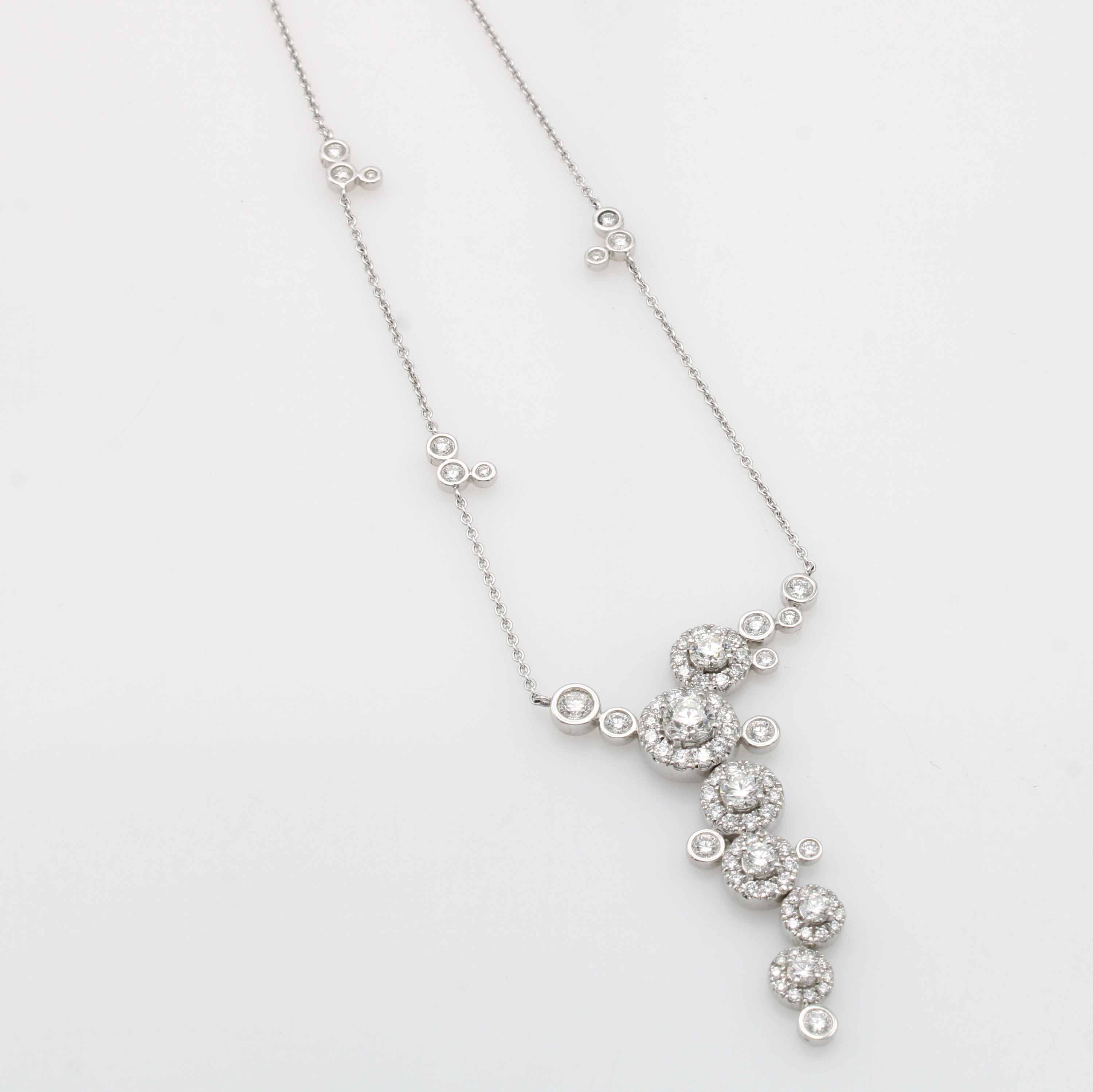 Image 26969380 - Collier mit Brillanten, WG 750/000, 9 Brill.in Kette integriert u. 78 Brill. als ...