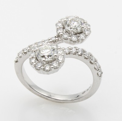 Image 26969373 - Ring mit Brillanten, WG 750/000, 2 Brill. zus. ca. 0.82 ct feines Weiß/si und 34 ...