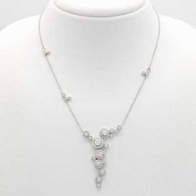 26969380a - Collier mit Brillanten, WG 750/000, 9 Brill.in Kette integriert u. 78 Brill. als ...