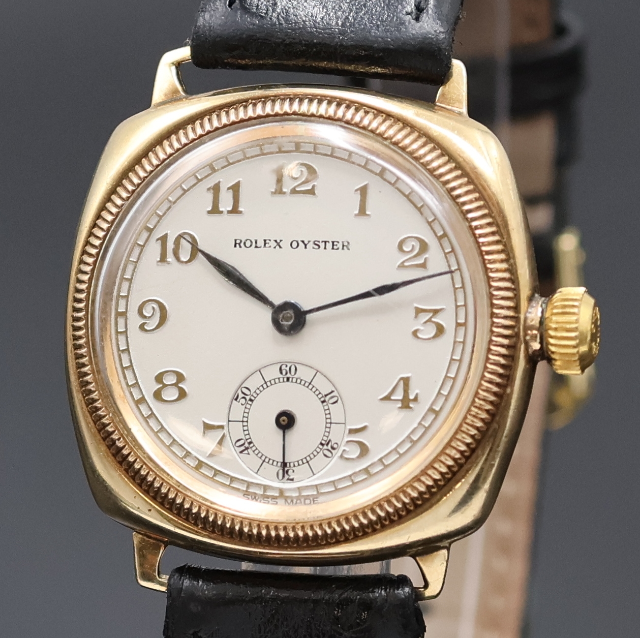 Detail a: ROLEX "Kanalschwimmer" Armbanduhr in RG 375/000 Referenz 2941, Schweiz um 1938, Handaufzug, kissenförmiges Geh. m. geriffelter Lünette, ...