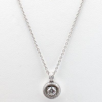 Image 26969404 - Anhänger mit Brillanten an Kette, WG 750/000, mittig gef. Brill. ca. 0.40 ct feines ...