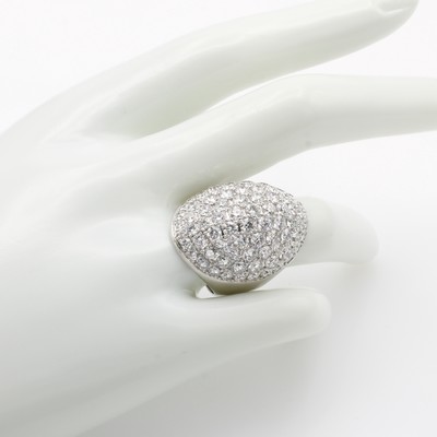 26969405a - Ring mit Brillanten, WG 750/000, 85 Brill. zus. ca. 7.50 ct feines Weiß/vs, verbödet, ...