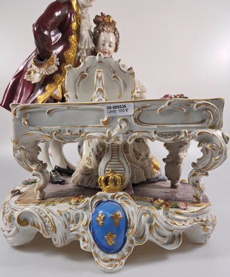 26969413b - Große Porzellanfigurengruppe, Aelteste Volkstedt, um 1910-20, Herr und Dame am ...