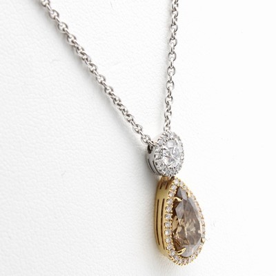 26969417a - Anhänger mit Diamanten und Brillanten an Kette, RG/WG 750/000, Diamanttropfen v. sehr ...