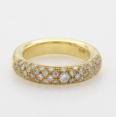 26969419b - Ring mit Brillanten, GG 750/000, 59 Brill. zus. ca. 0.90 ct feines Weiß/si, RW ca. ...