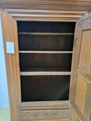 26969438d - Barock Schrank, wohl Frankreich, 18.Jh., Eiche massiv, eintürig, kassettiert, eine ...