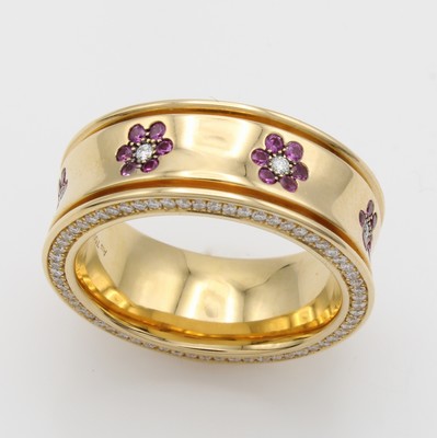 26969451a - Massiver Ring mit pink Saphiren und Brillanten, RoséG 750/000, 108 Brill. zus. ...