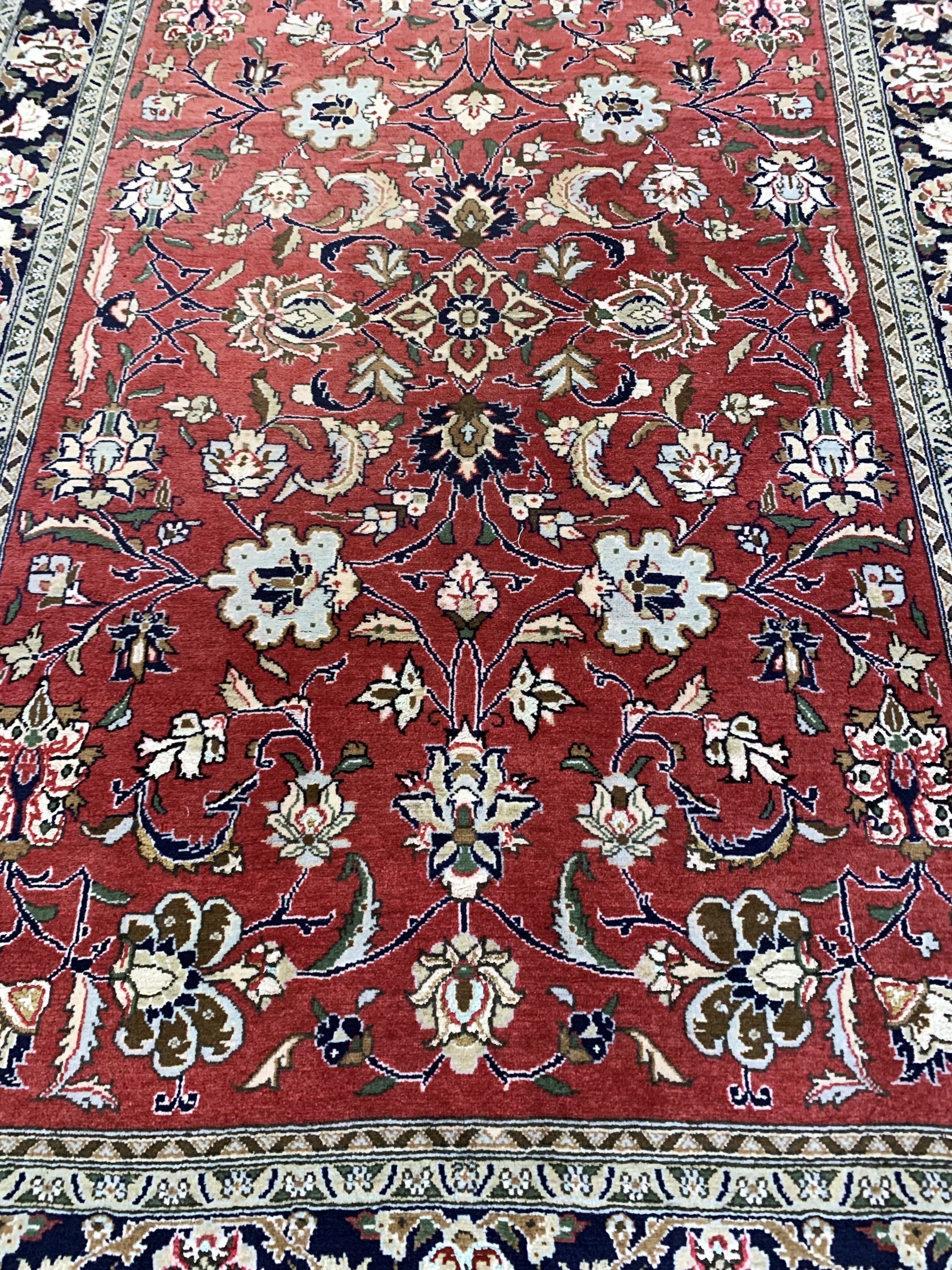 Detail b: Ghom Kork, Persien, Mitte 20.Jhd, Korkwollemit Seide, ca. 160 x 110 cm, EHZ: 2