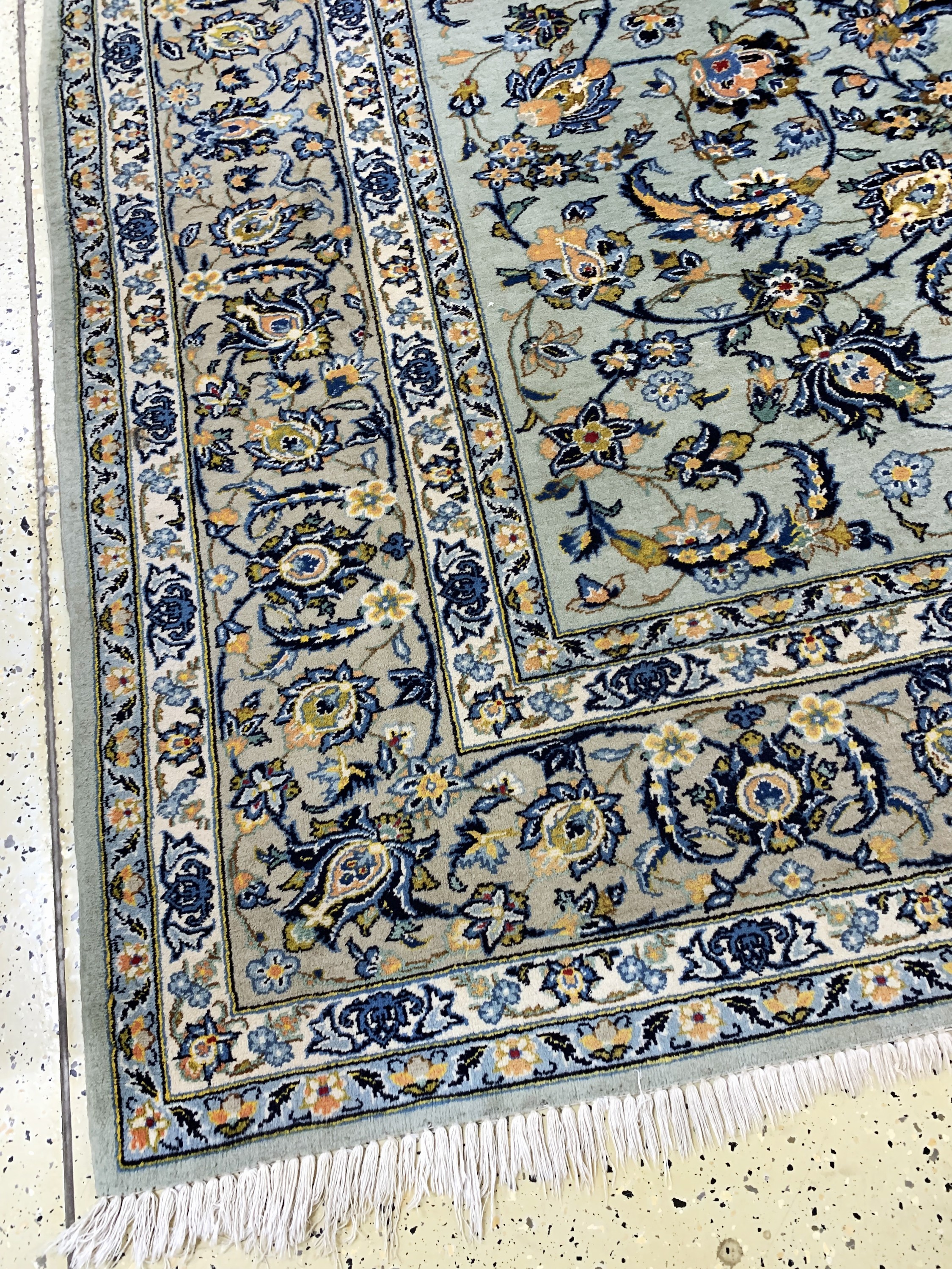 Detail c: Keschan, Persien, Mitte 20.Jhd, Wolle auf Baumwolle, ca. 360 x 265 cm, Reinigungsbedürftig, EHZ: 2